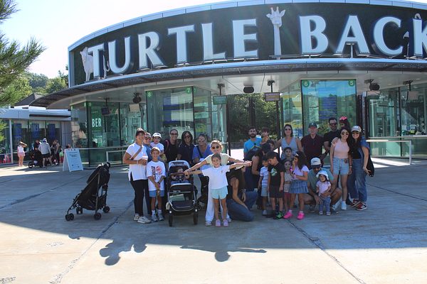 Turtle Back Zoo Outing with Dance Group photo 2