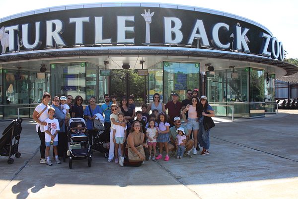 Turtle Back Zoo Outing with Dance Group photo 6